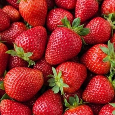 You are playing the game "strawberry" with a group of... thumbnail