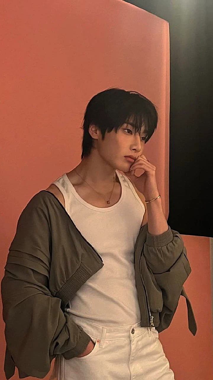 Jeongin  thumbnail
