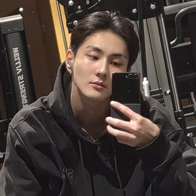 Yang Jungwon thumbnail