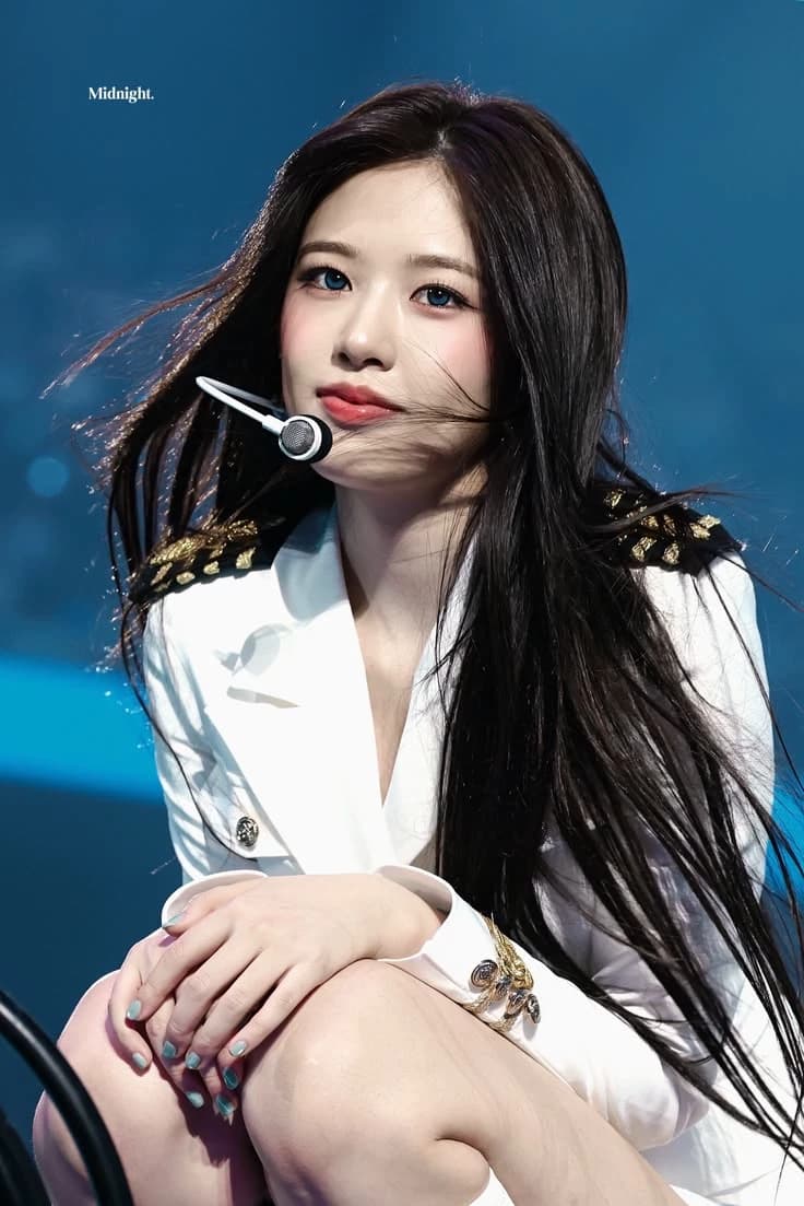 An Yujin thumbnail