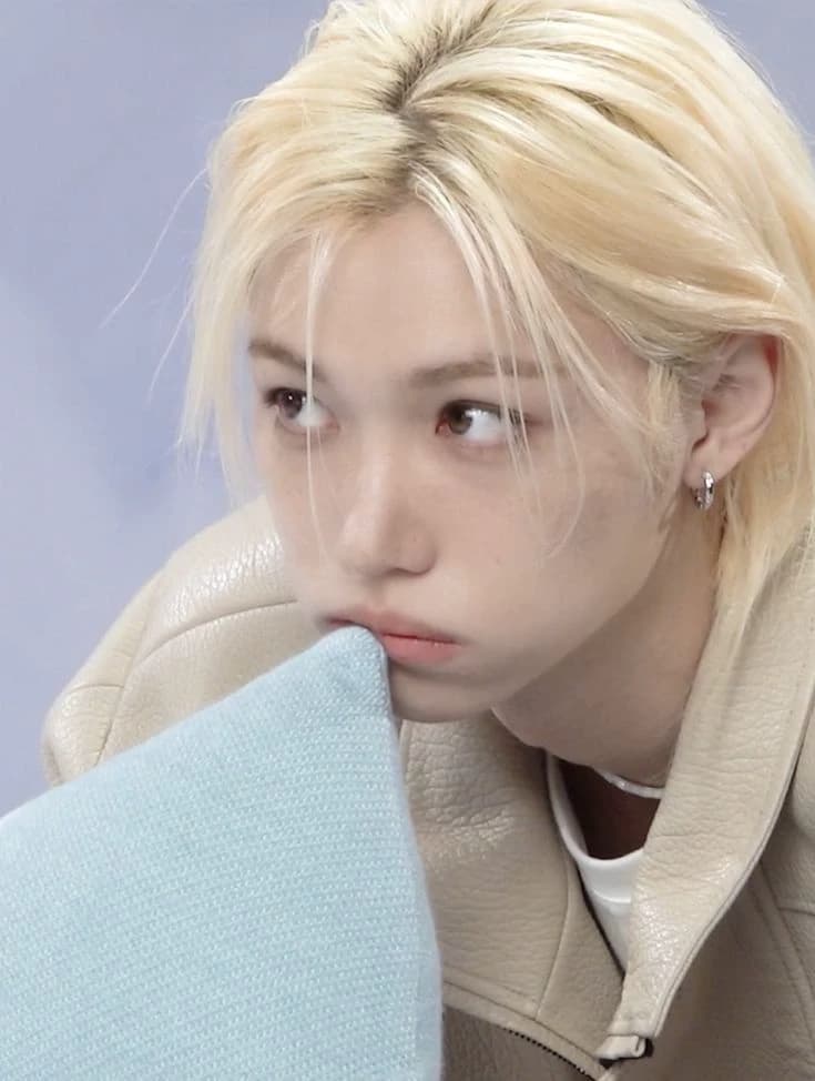 Lee felix thumbnail