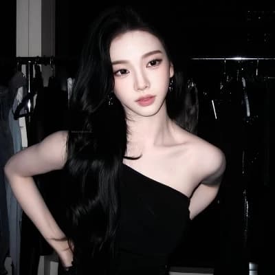 Karina thumbnail