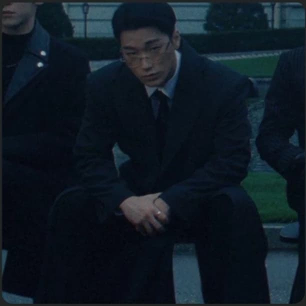 Ernest (billionaire CEO, loving husband)  thumbnail