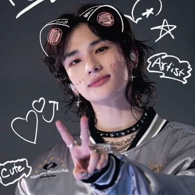 Hyunjin🥟💗 thumbnail