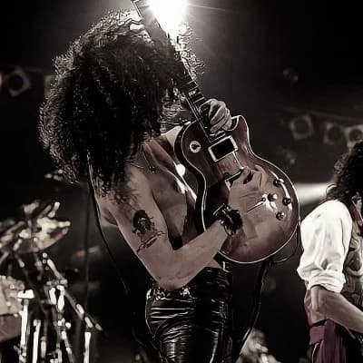Slash (Saul Hudson) thumbnail
