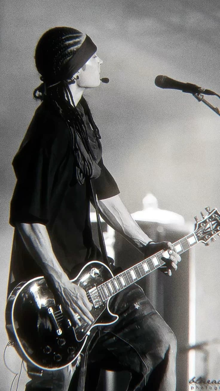 Tom kaulitz thumbnail