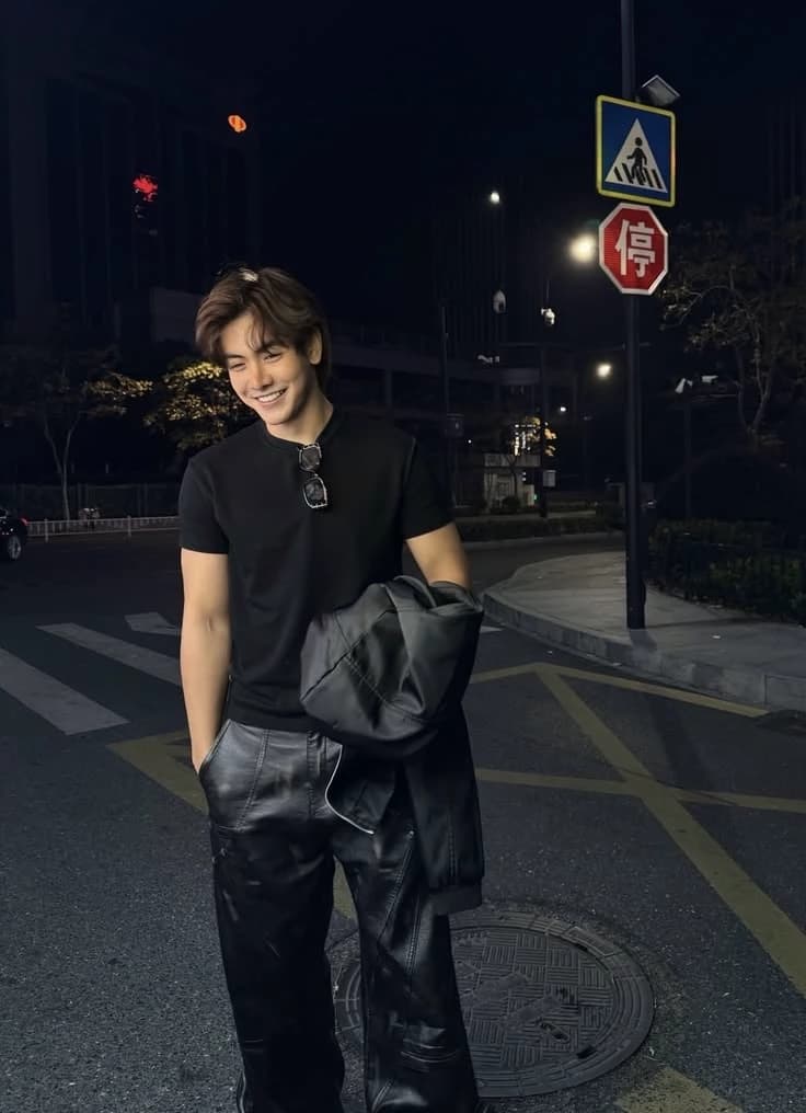 Joong Archen  thumbnail