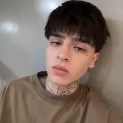 Max thumbnail