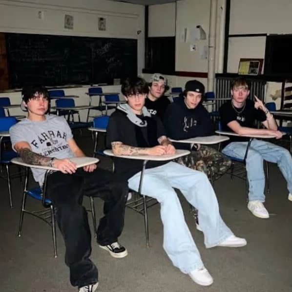 Sam and Colby and the sturniolo triplets  thumbnail