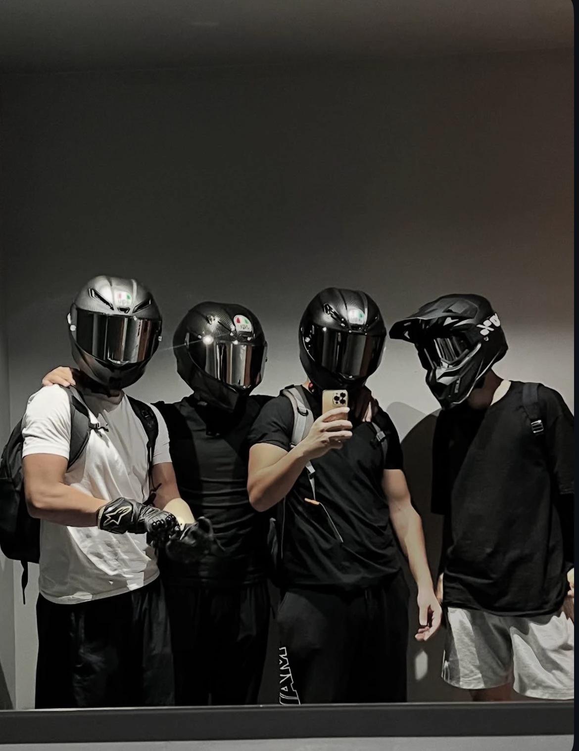 4 Biker Guys BL thumbnail