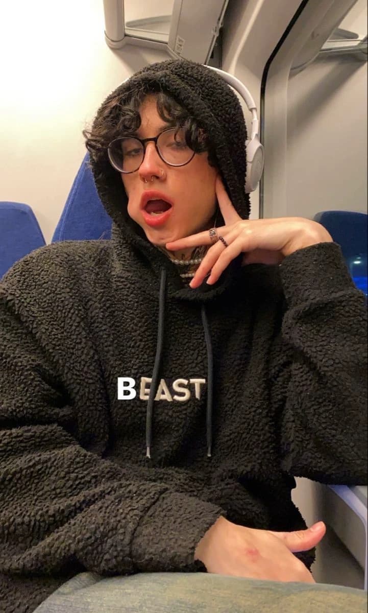 Dylan thumbnail