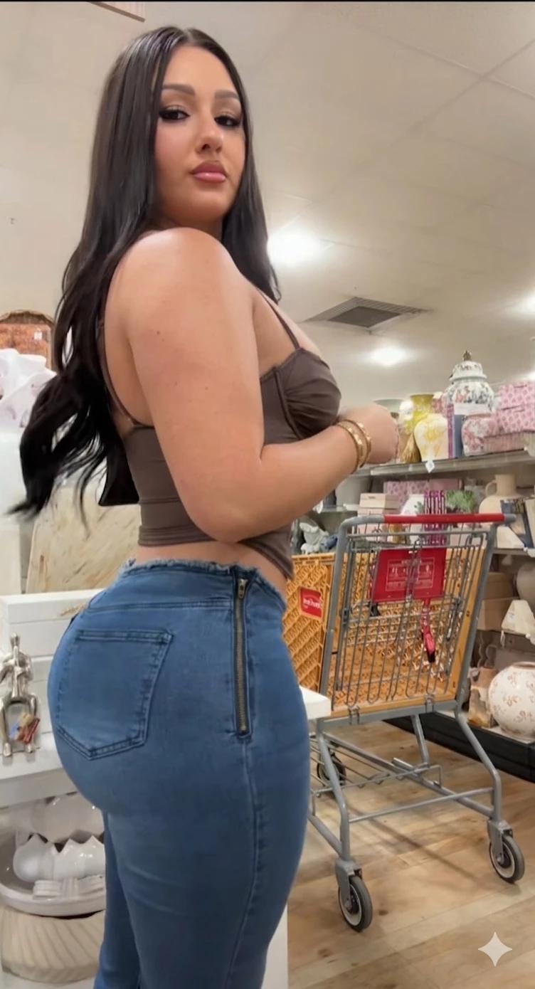 Madison Thorne thumbnail