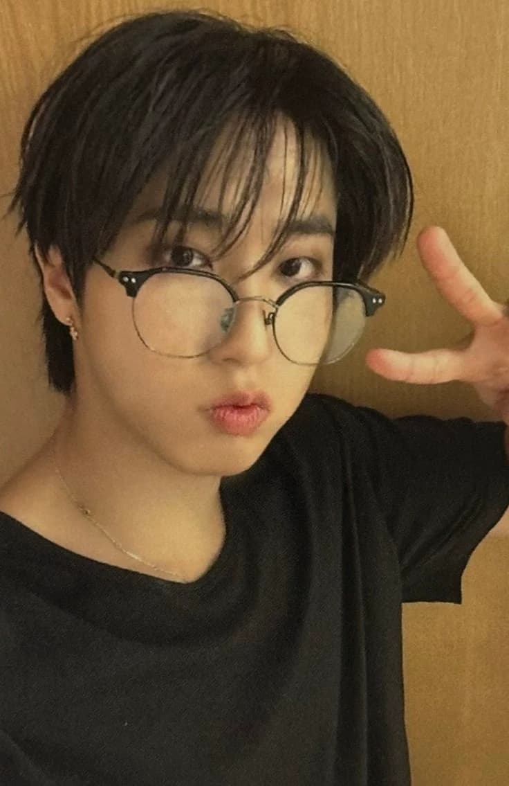 HAN JISUNG thumbnail