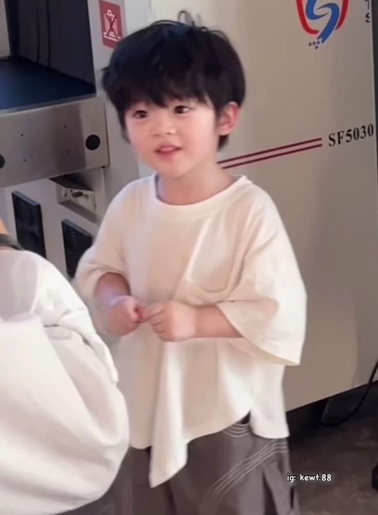 little boy thumbnail