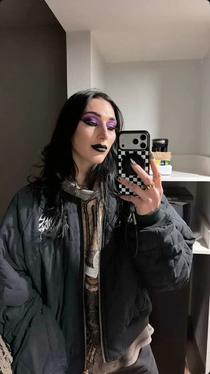 Demiti  Bennett  thumbnail