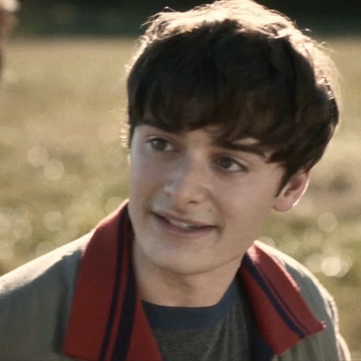 Noah Schnapp-MLM thumbnail