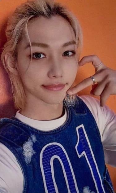 Lee Felix - Yongbok thumbnail