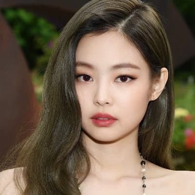Jennie thumbnail