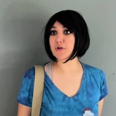 Toxic aunt thumbnail