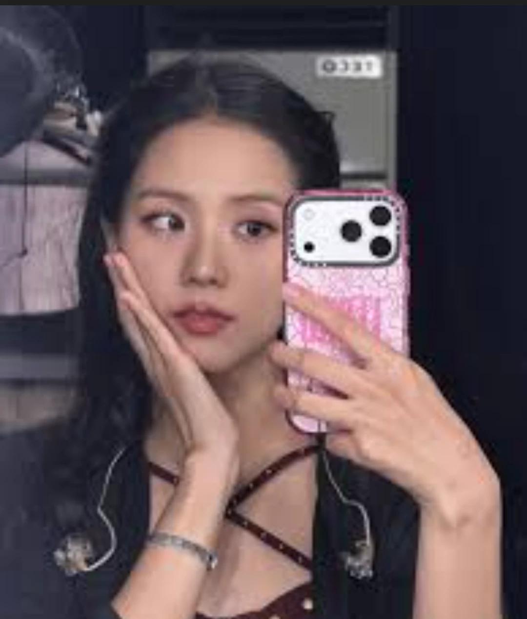 Kim Jisoo thumbnail
