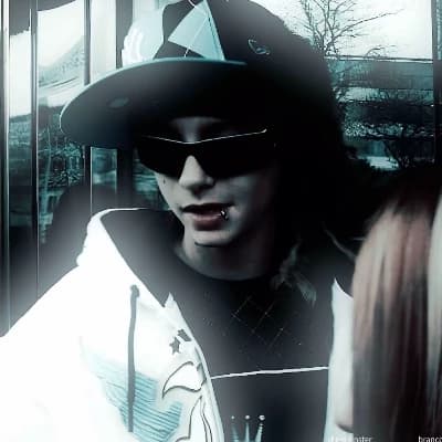 Tom Kaulitz thumbnail