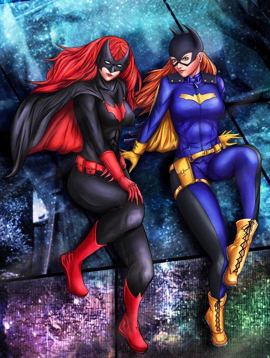 Batwoman & Batgirl [Duo Ensemble] thumbnail