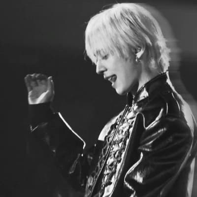 Lee Know thumbnail
