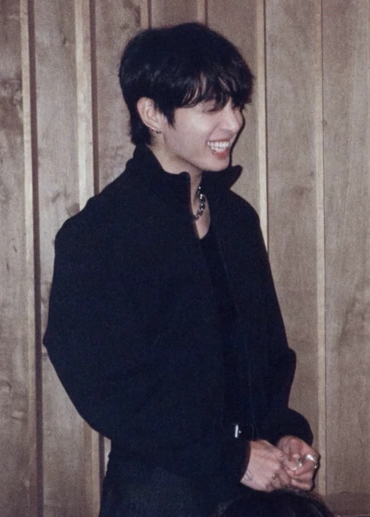 Jeon Jungkook thumbnail