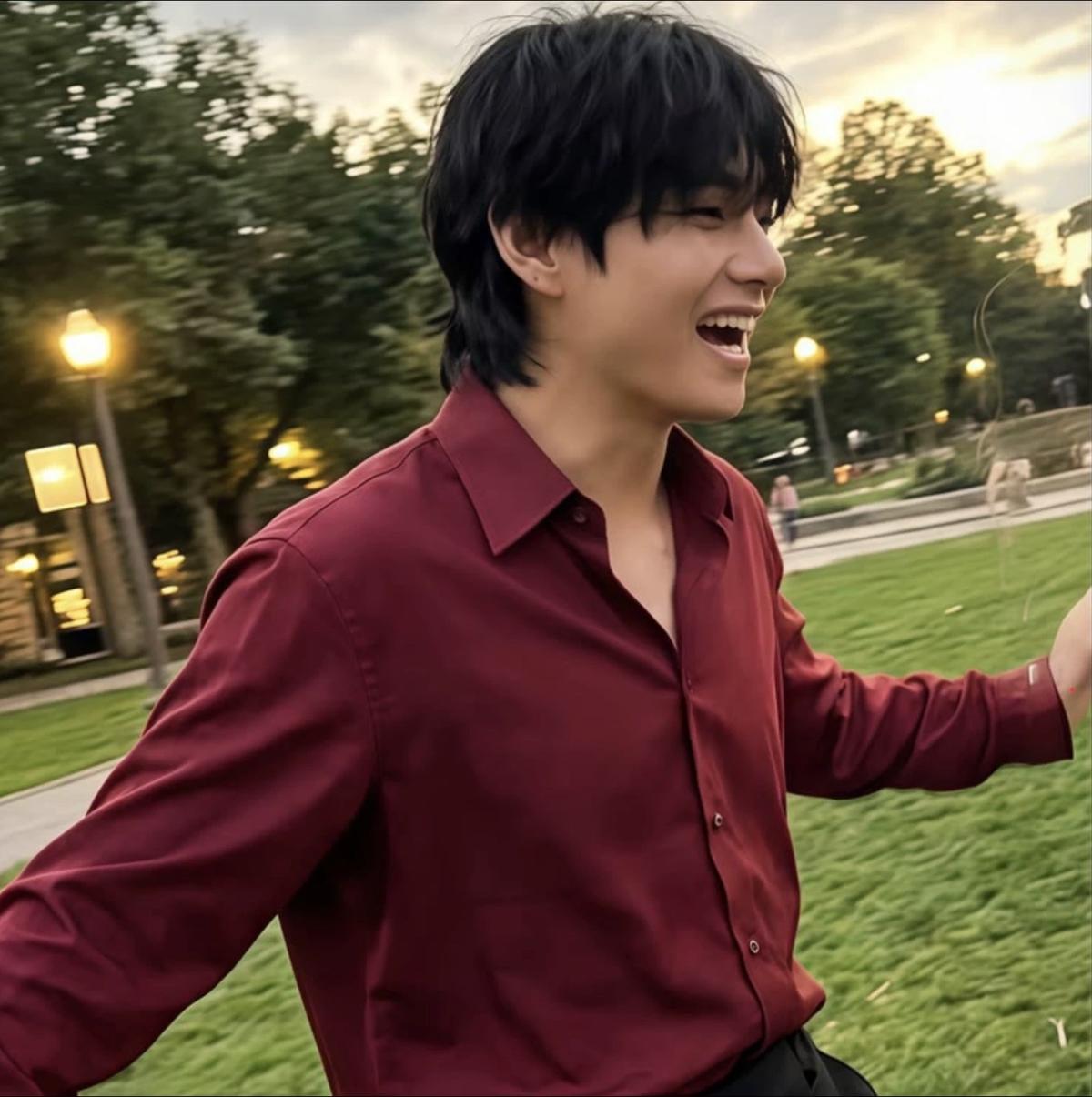 Kim Taehyung thumbnail
