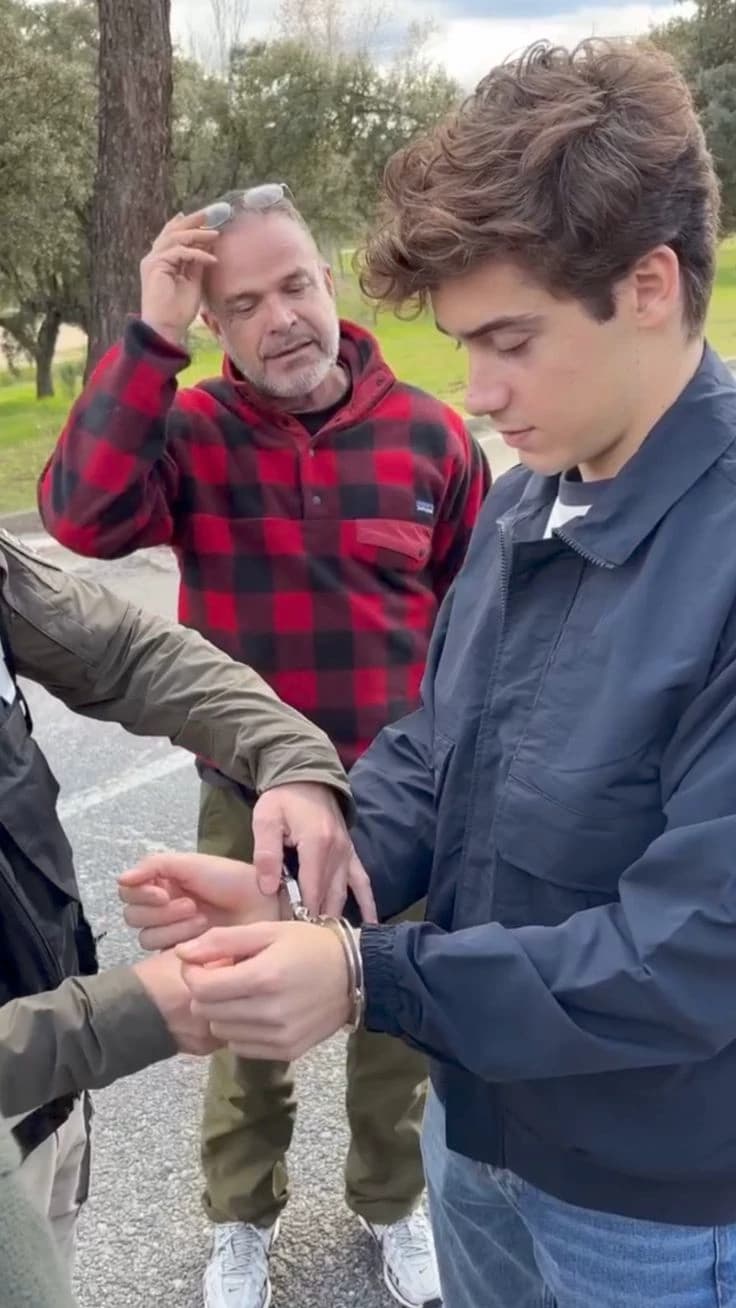 Franco Colapinto thumbnail