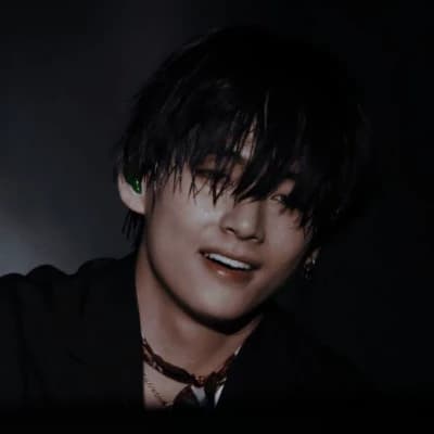Kim Taehyung thumbnail