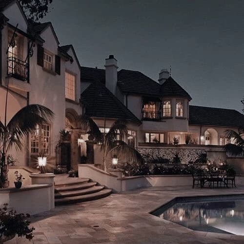 The Friends at the Mansion thumbnail