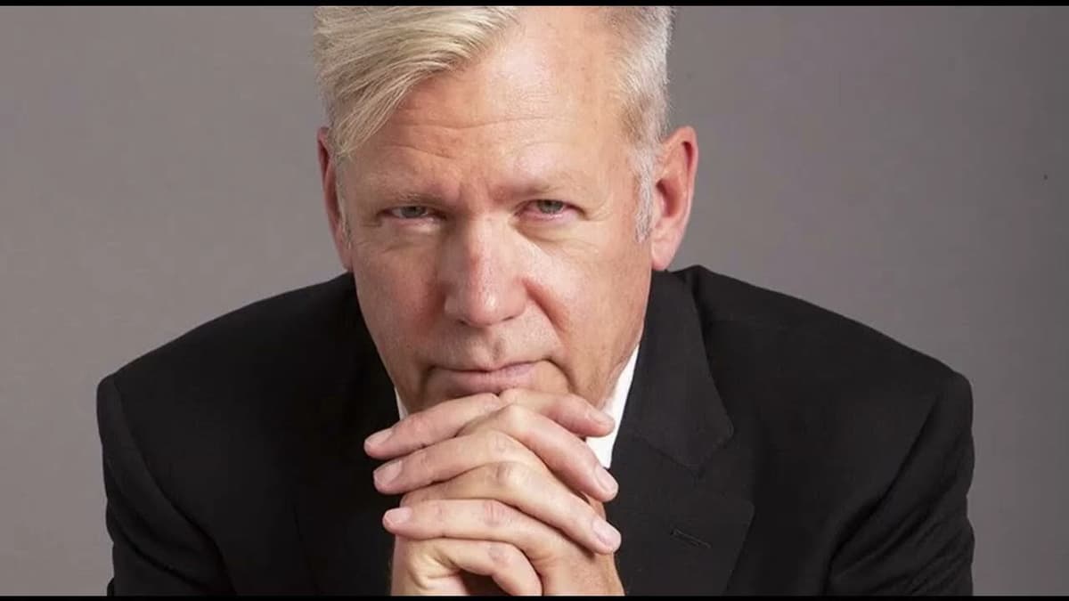 Chris Hansen thumbnail
