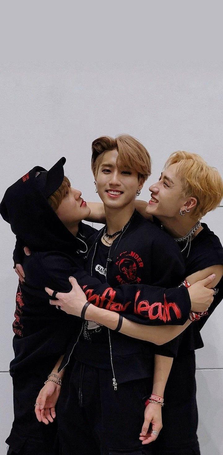 3Racha - High Friends thumbnail