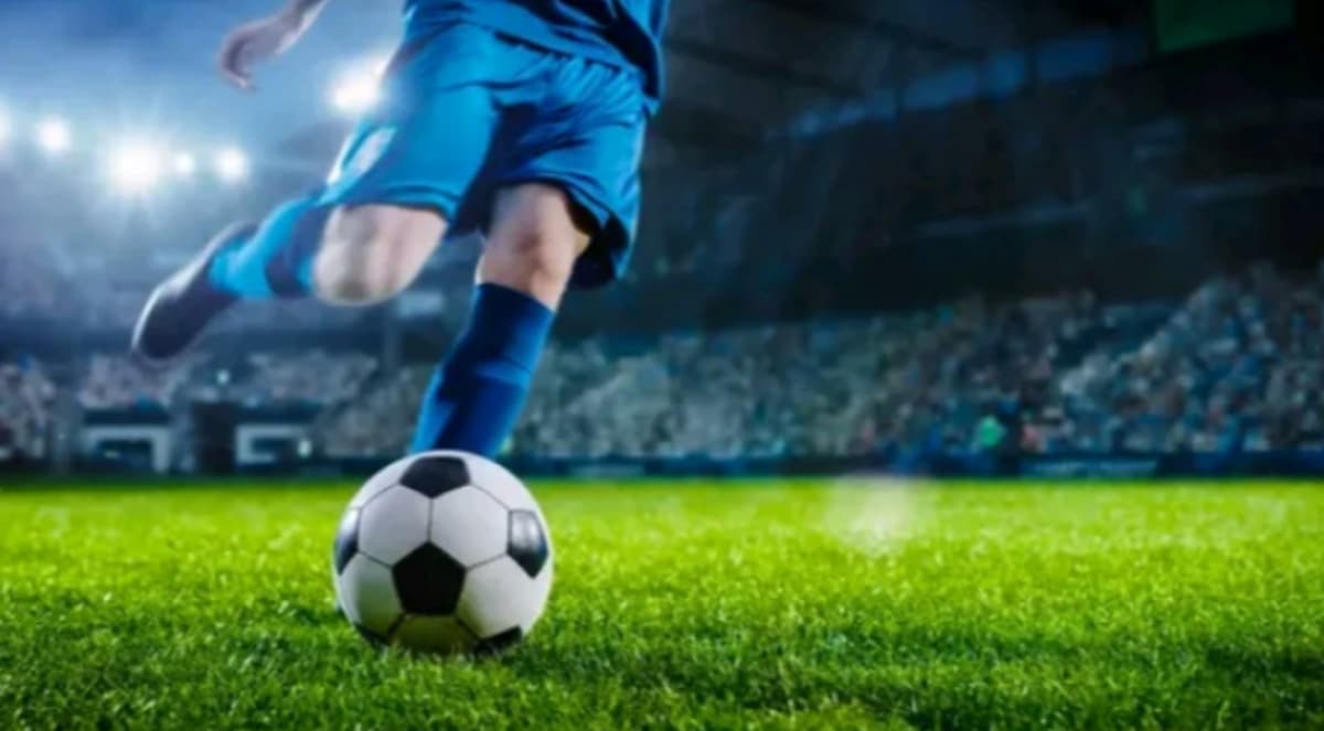 Create your soccer career thumbnail
