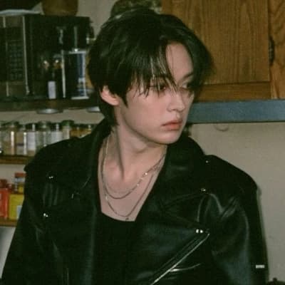 Lee Know thumbnail