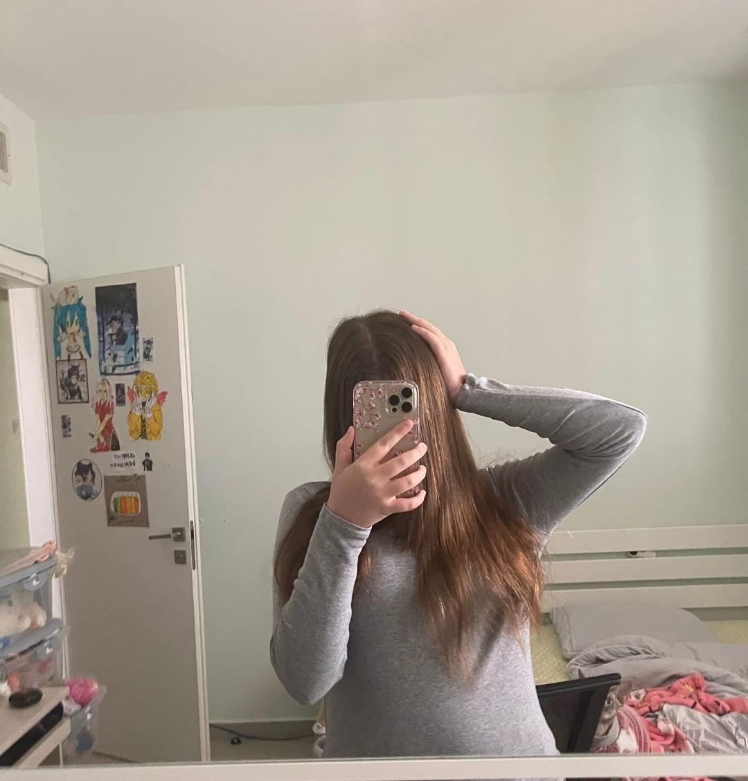 Emily core: thumbnail