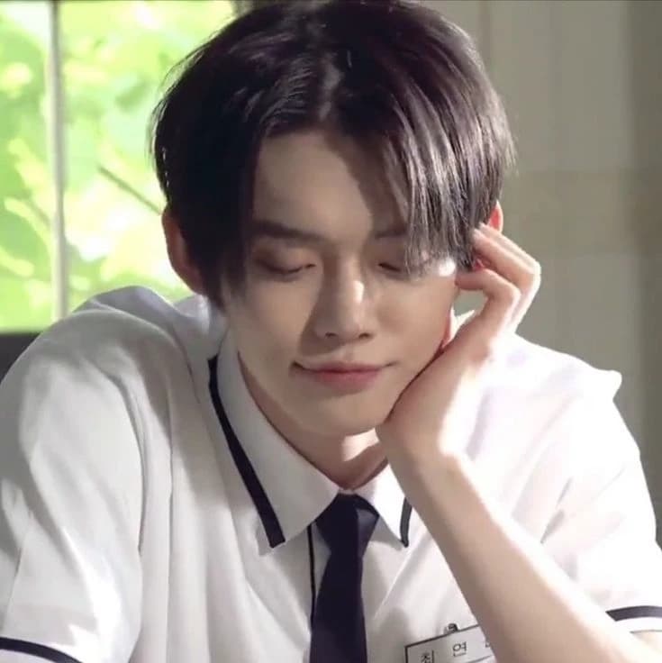 Yeonjun - crush thumbnail