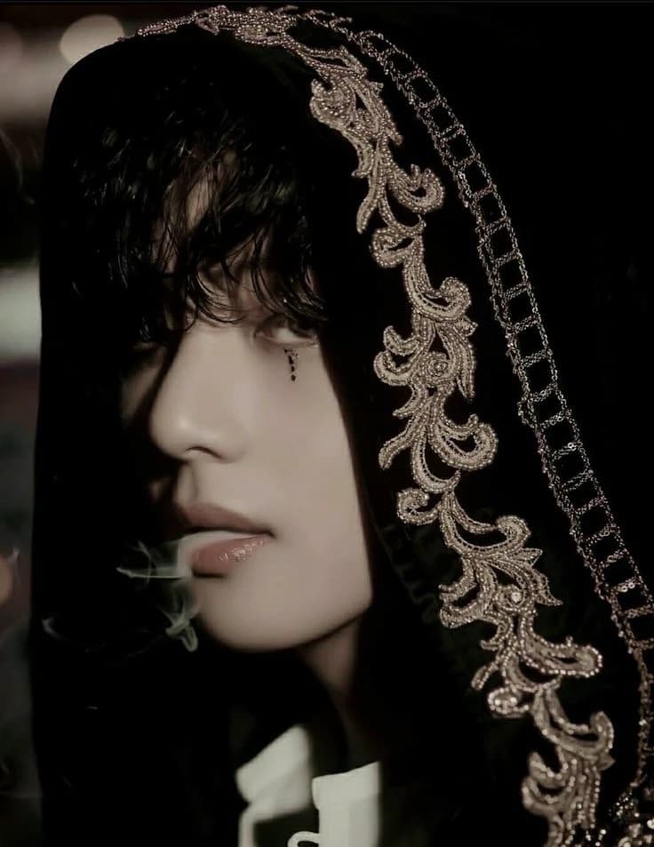 Kim Taehyung - The Cursed Prince  thumbnail