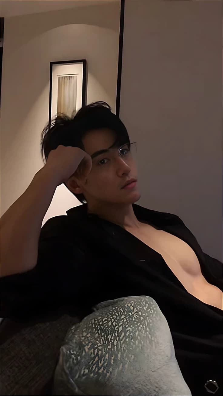 Vernon - The Man Who Got Married thumbnail