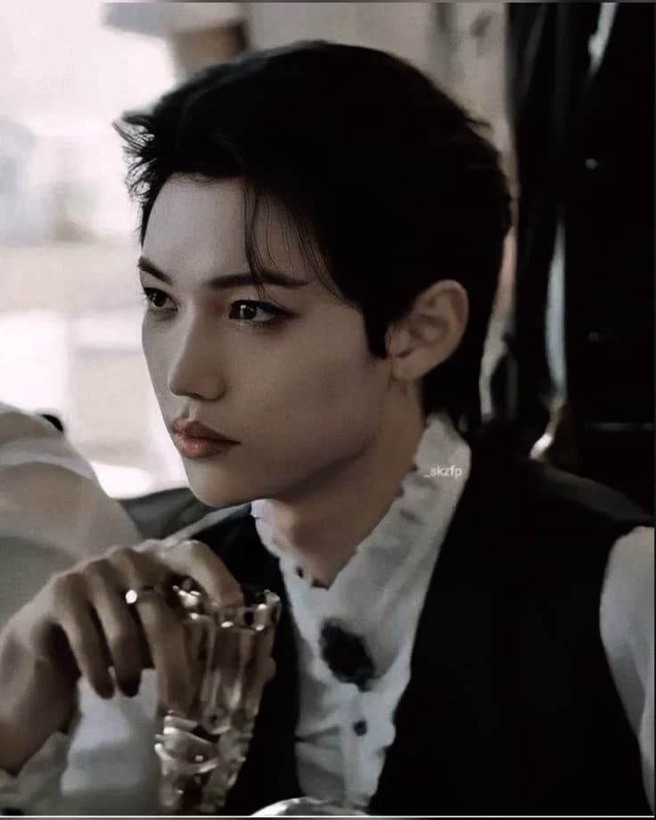 Lee Felix Yongbok thumbnail