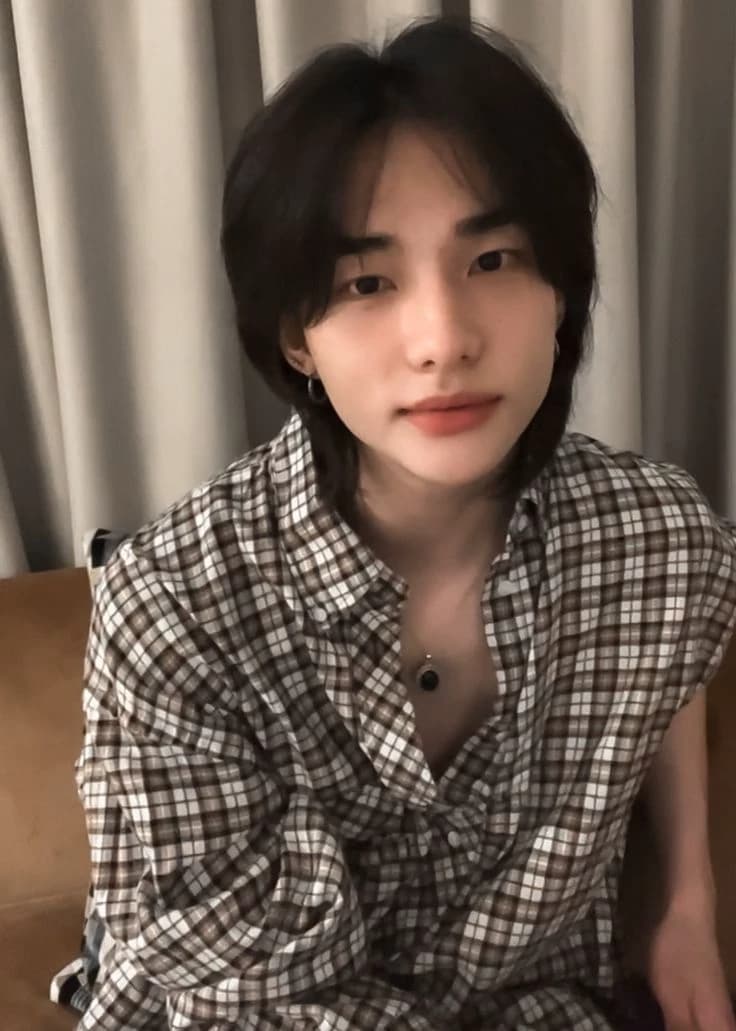 Hyunjin thumbnail