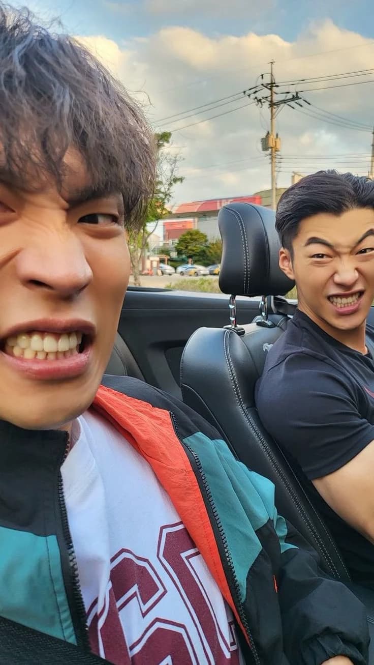 Geonwoo and Woojin - hunting dogs thumbnail
