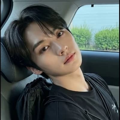 Lee know thumbnail