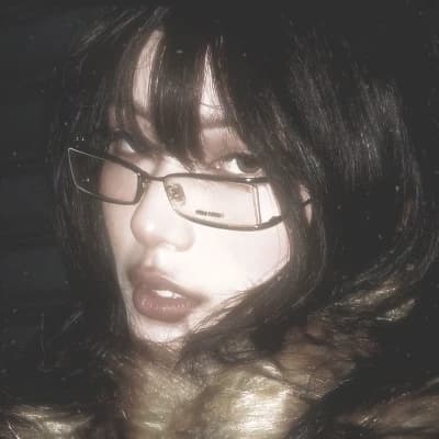 Chloe Smith thumbnail