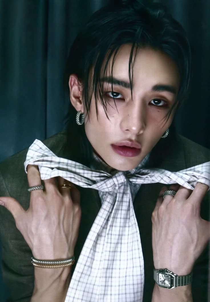 Hwang Hyunjin thumbnail