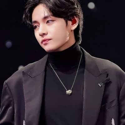 Kim Taehyung thumbnail