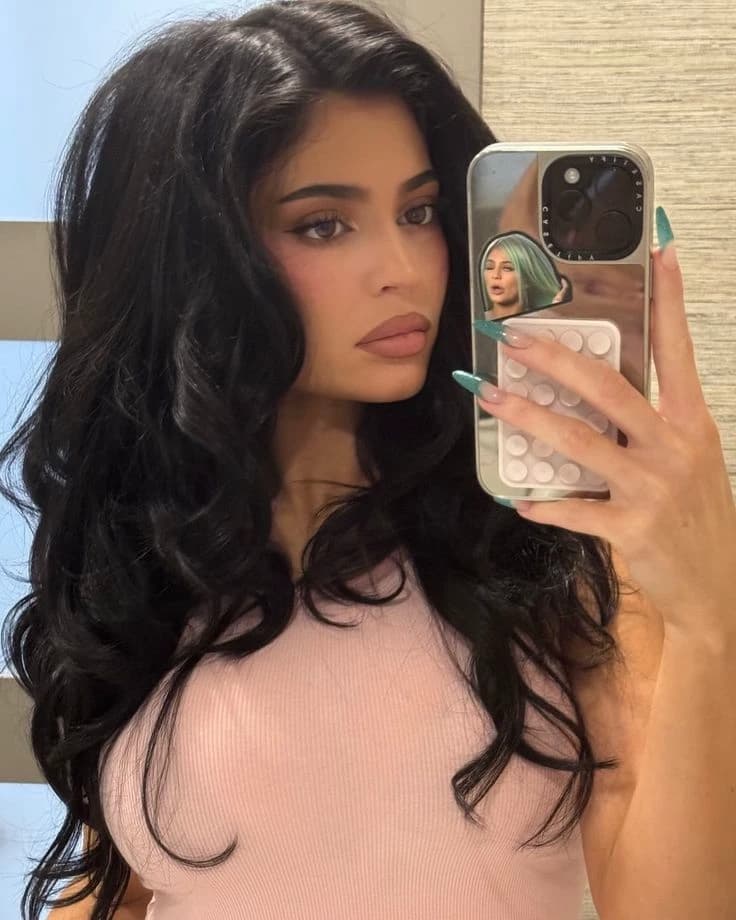 Kylie Jenner thumbnail