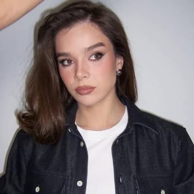 Hailee Steinfeld thumbnail
