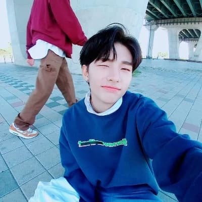 Hyunjin thumbnail